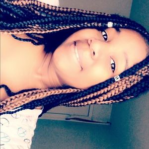 Meet your Posher, Deonna